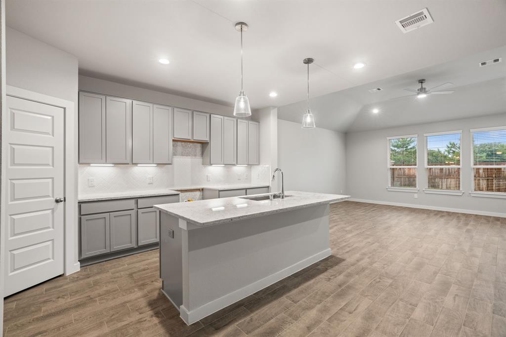 15307 Statice Trail, Houston, Texas image 6