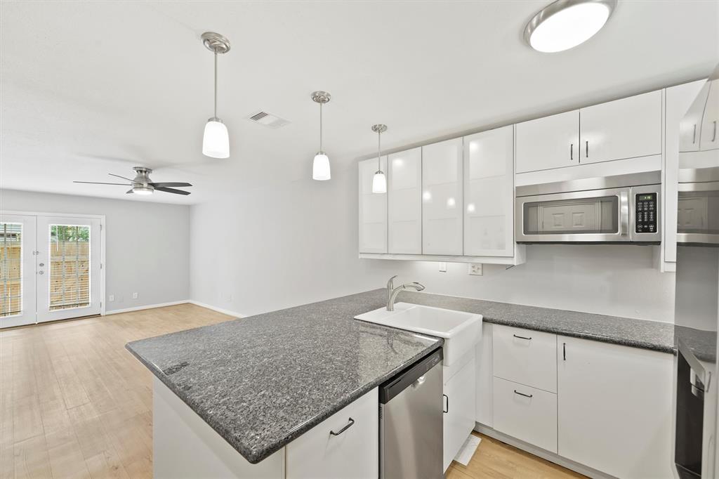 424 15th Street #105, Galveston, Texas image 6