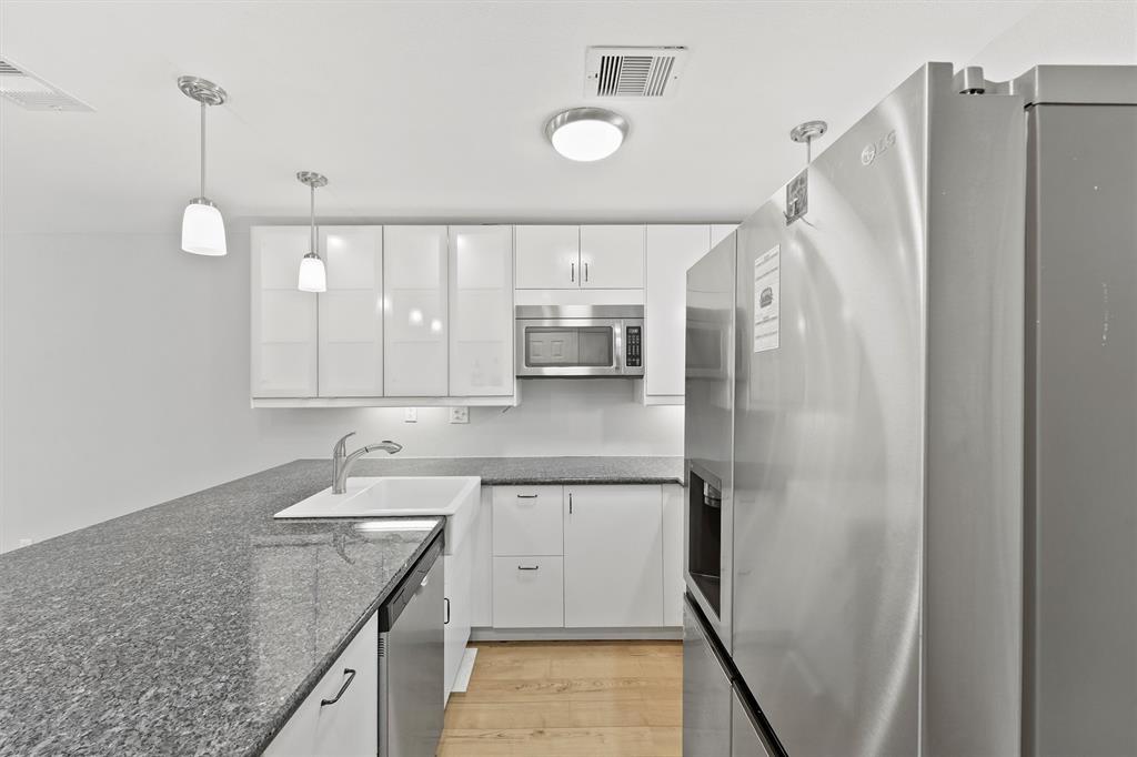 424 15th Street #105, Galveston, Texas image 7