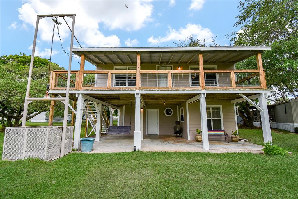 1551 Bayview Drive, Palacios, Texas image 2