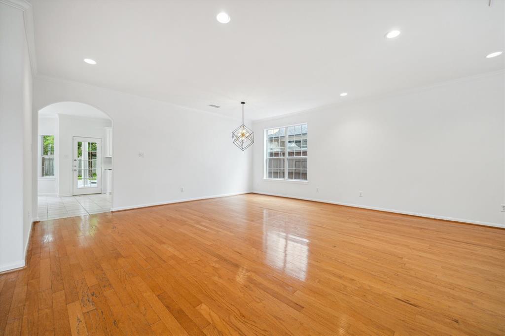 4502 Beech Street, Bellaire, Texas image 4
