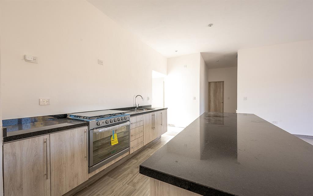 37796, Mexico, 5 Bedrooms Bedrooms, ,6 BathroomsBathrooms,Residential,Active,165606