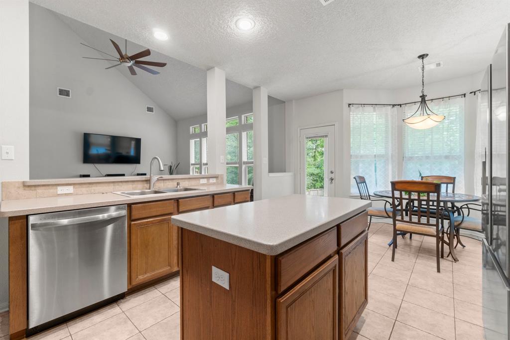 125 Wildwood Drive, Livingston, Texas image 17