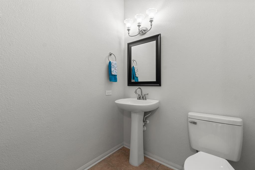 125 Wildwood Drive, Livingston, Texas image 19