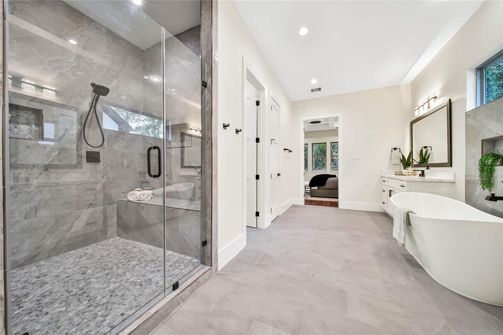 1709 Madera Oaks Court, Conroe, Texas image 21