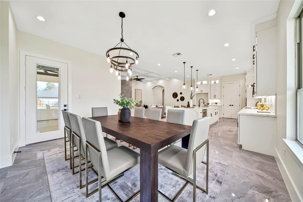 1709 Madera Oaks Court, Conroe, Texas image 12