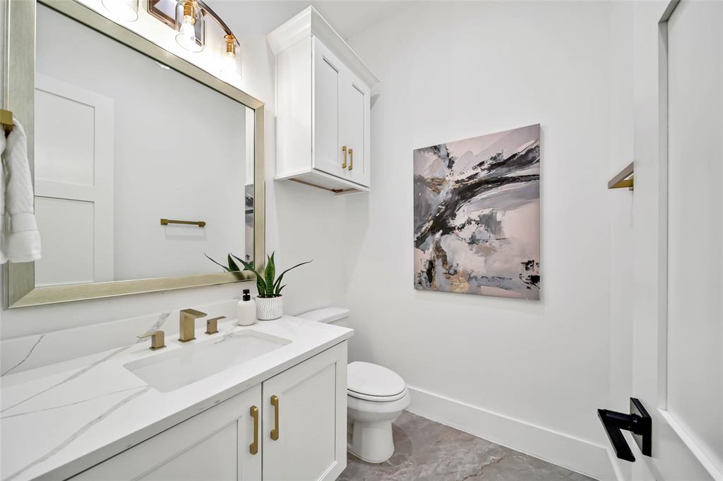 1709 Madera Oaks Court, Conroe, Texas image 38