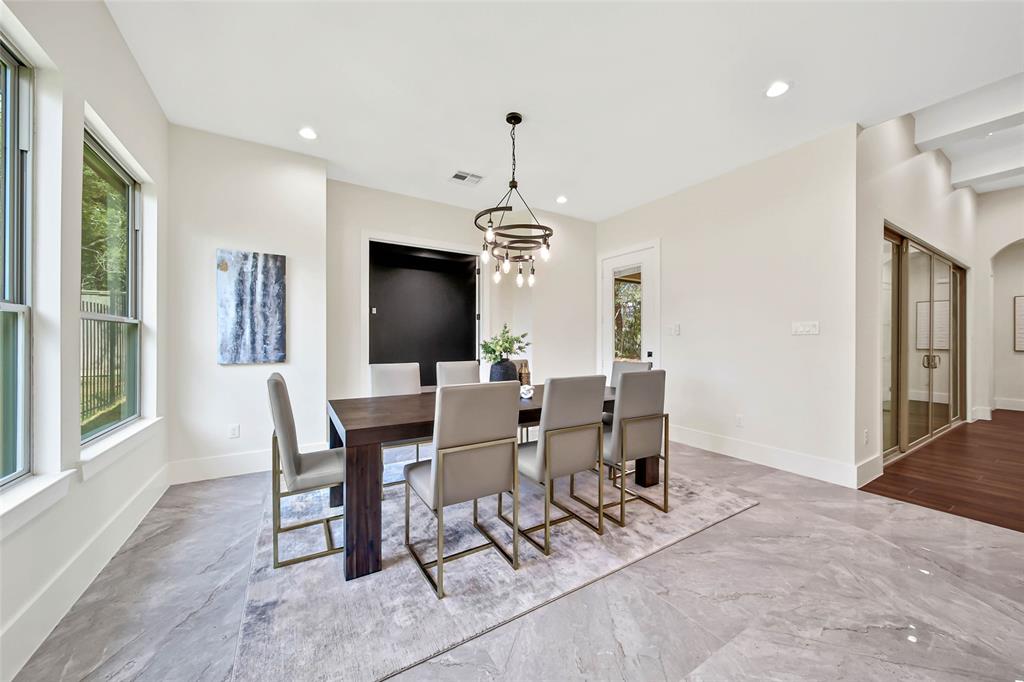1709 Madera Oaks Court, Conroe, Texas image 11