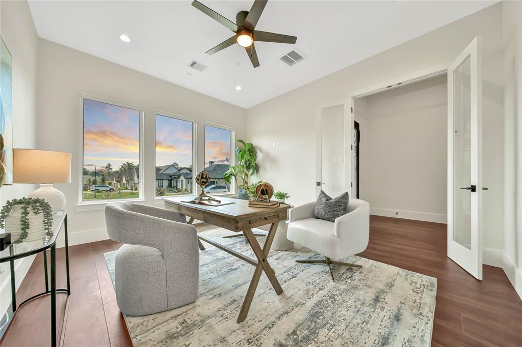 1709 Madera Oaks Court, Conroe, Texas image 3