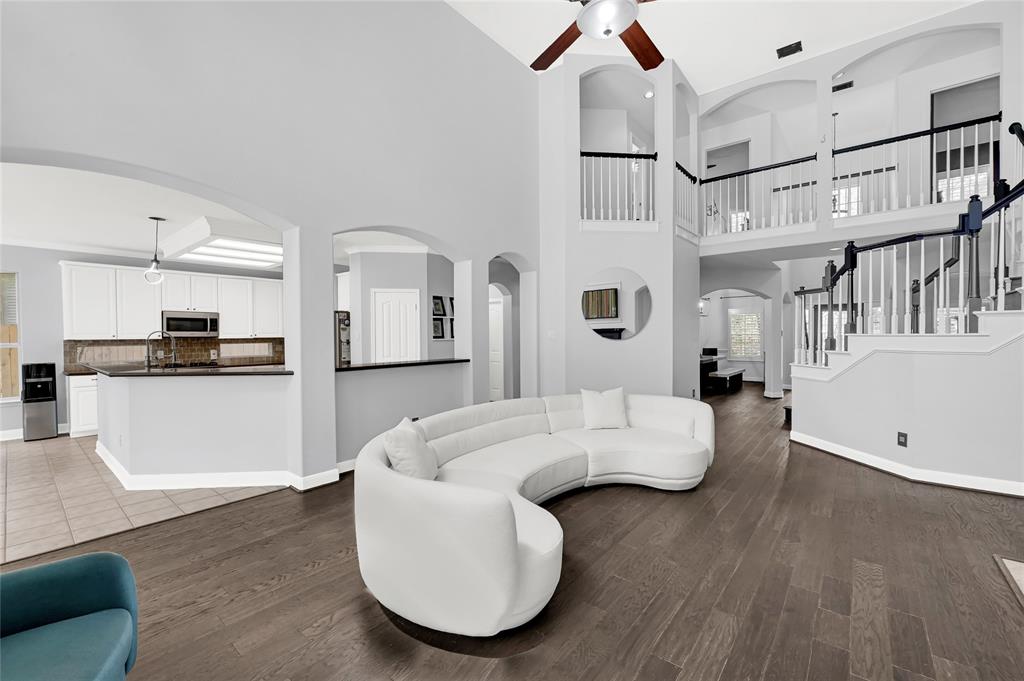87 E Green Gables Circle, The Woodlands, Texas image 39