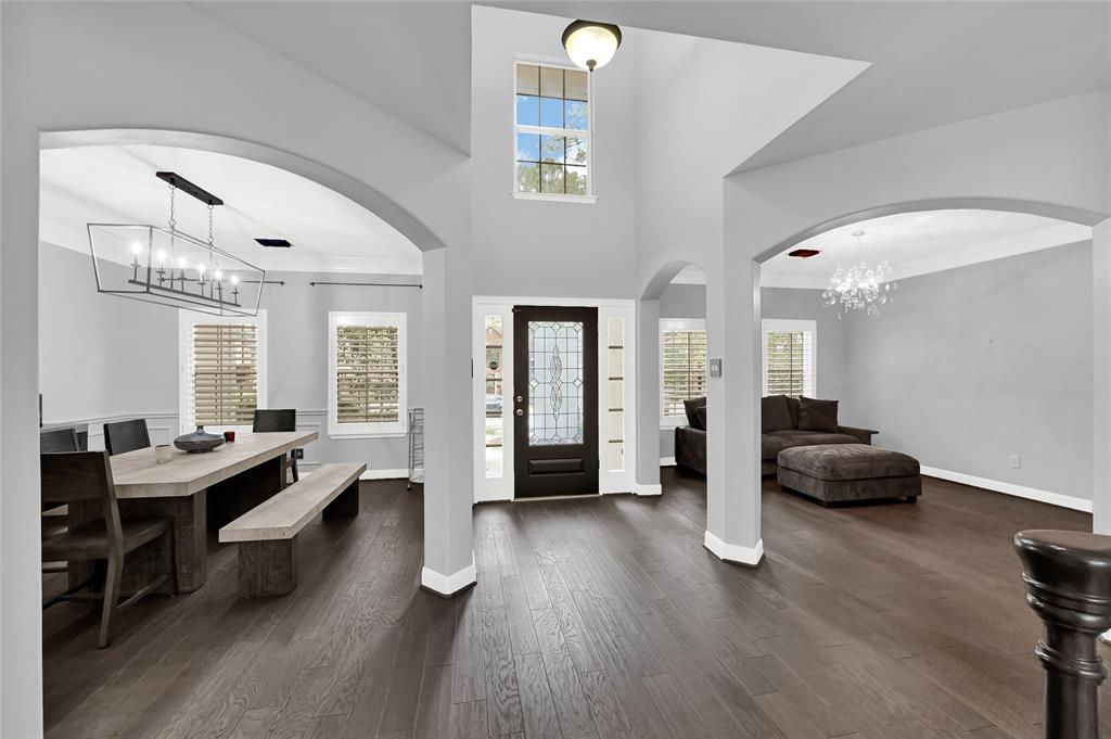87 E Green Gables Circle, The Woodlands, Texas image 12