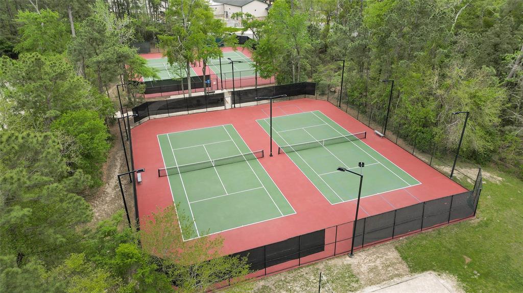87 E Green Gables Circle, The Woodlands, Texas image 49
