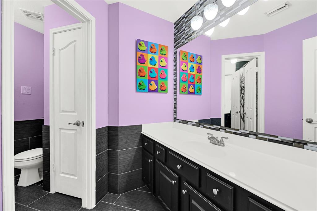 87 E Green Gables Circle, The Woodlands, Texas image 25