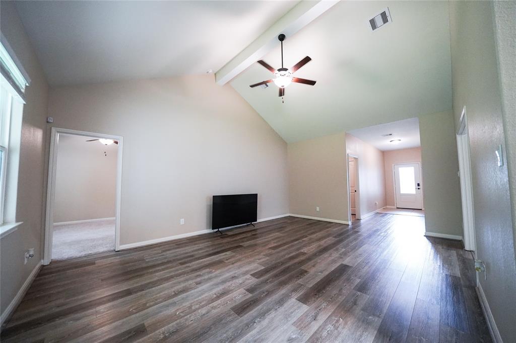 7647 Glaber Leaf Road, Conroe, Texas image 9