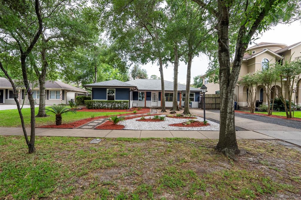 4811 Saxon Street