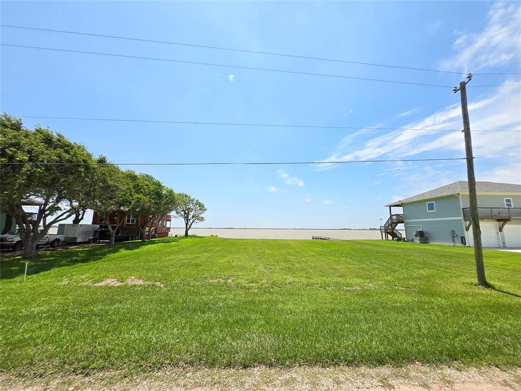 1664 W Bayshore Drive, Palacios, Texas image 6