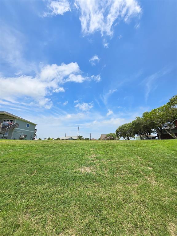 1664 W Bayshore Drive, Palacios, Texas image 14