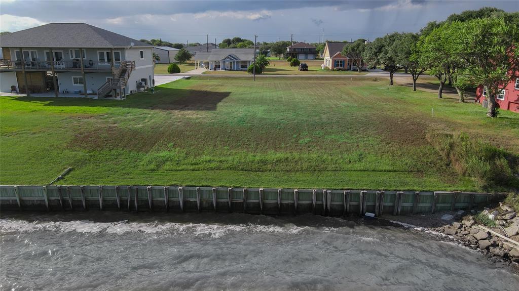 1664 W Bayshore Drive, Palacios, Texas image 30