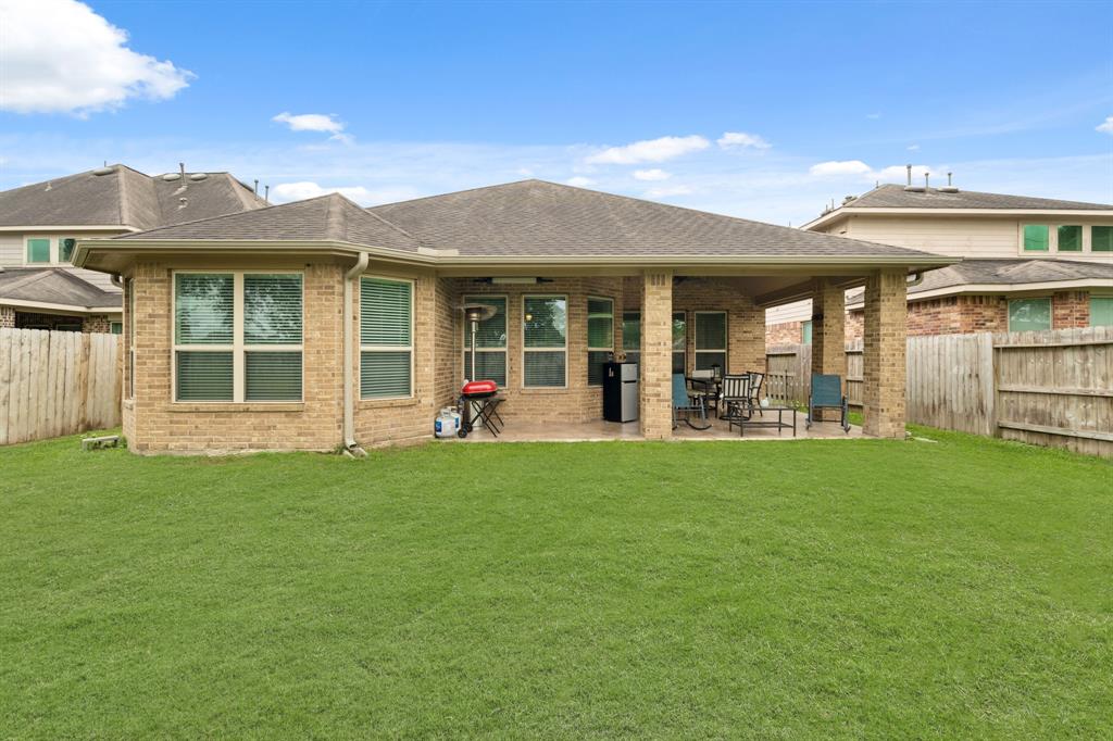 154 Squires Bend, Stafford, Texas image 25