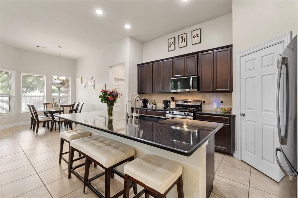 154 Squires Bend, Stafford, Texas image 11