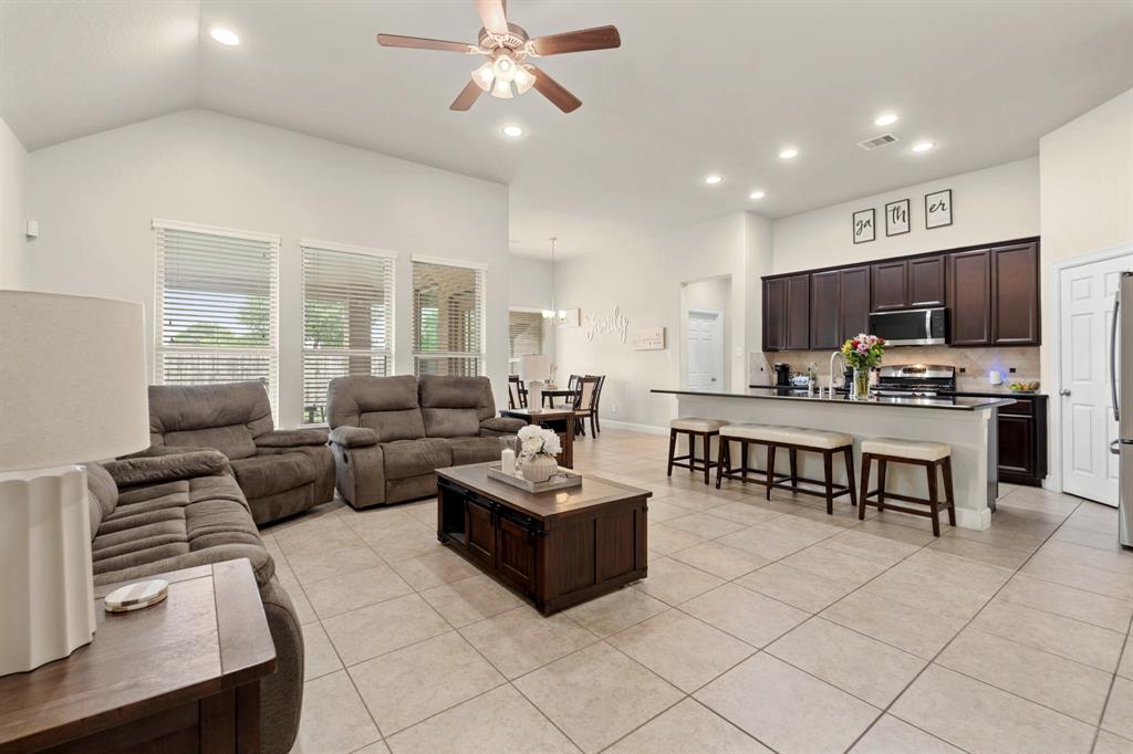 154 Squires Bend, Stafford, Texas image 16