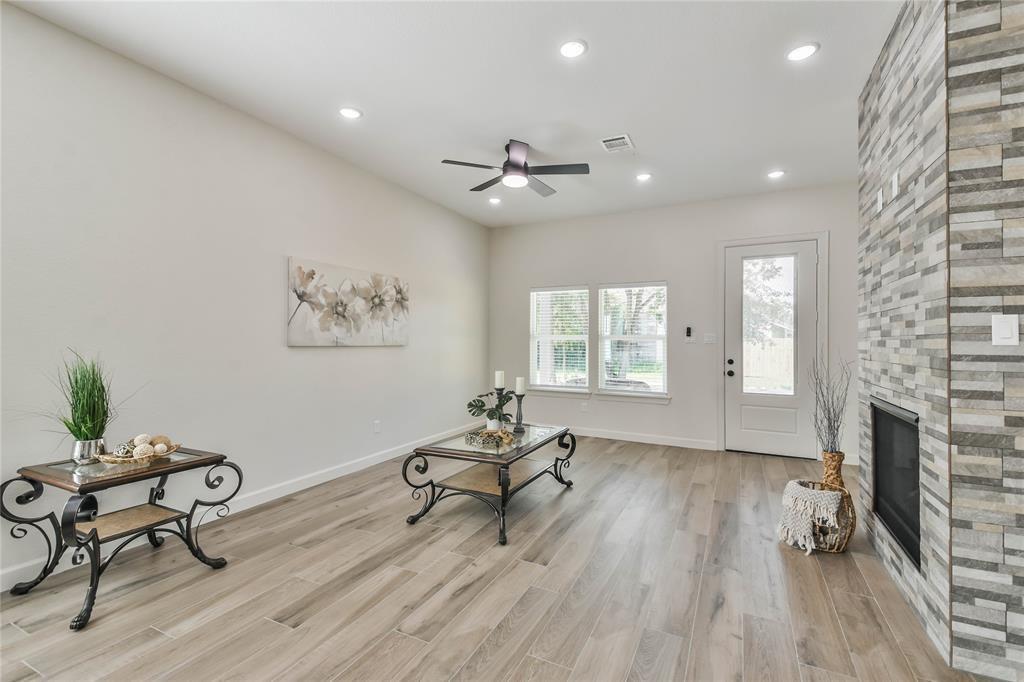 620 Lily St, Waller, Texas image 11