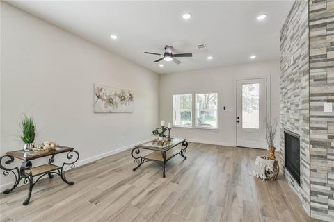 A home in Waller