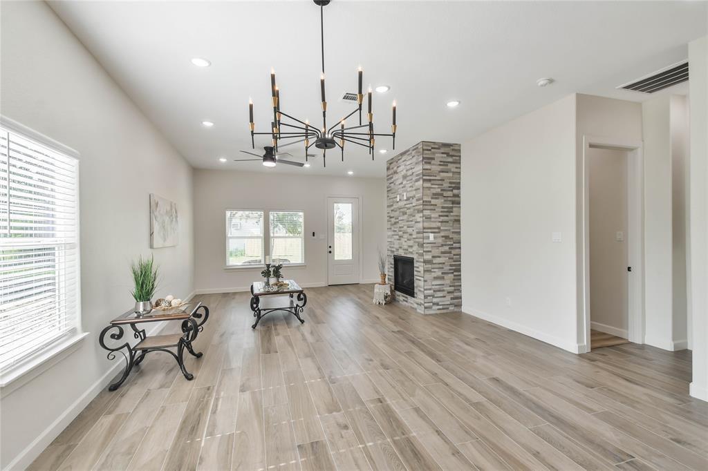 620 Lily St, Waller, Texas image 18