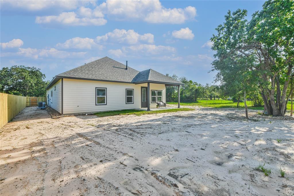 620 Lily St, Waller, Texas image 45