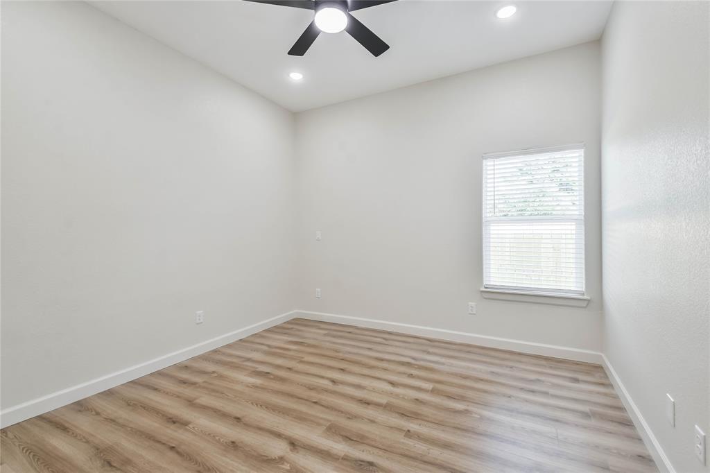 620 Lily St, Waller, Texas image 28