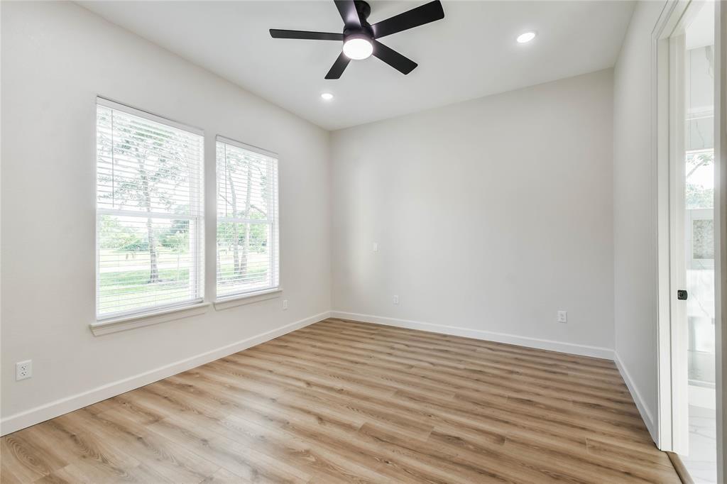 620 Lily St, Waller, Texas image 34