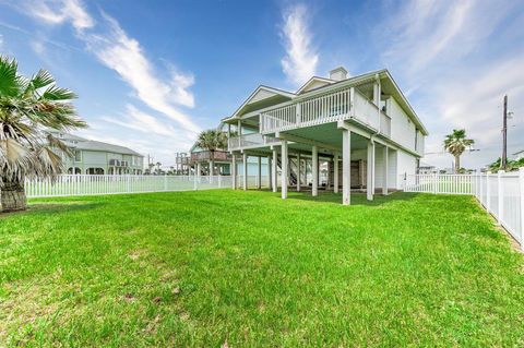 Single Family Residence in Galveston TX 18319 Shaman Drive 19.jpg