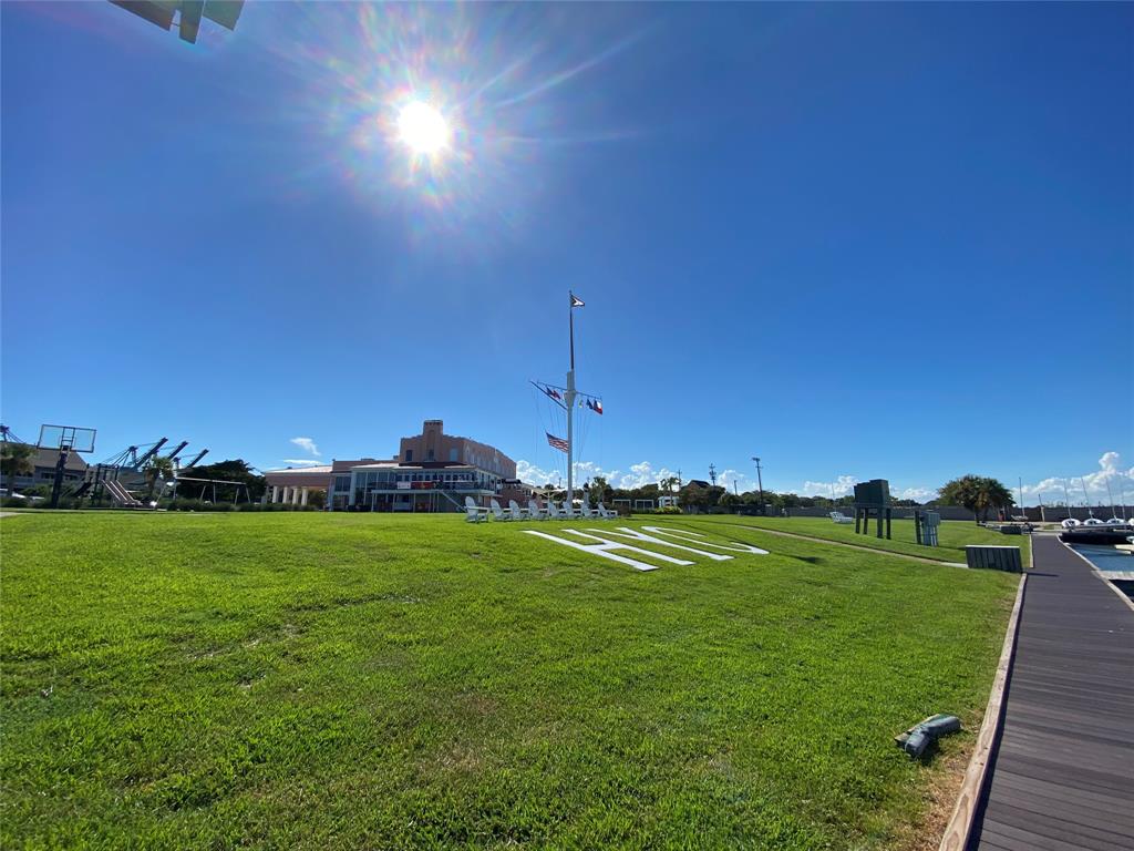 Sunrise Dr Drive, La Porte, Texas image 6