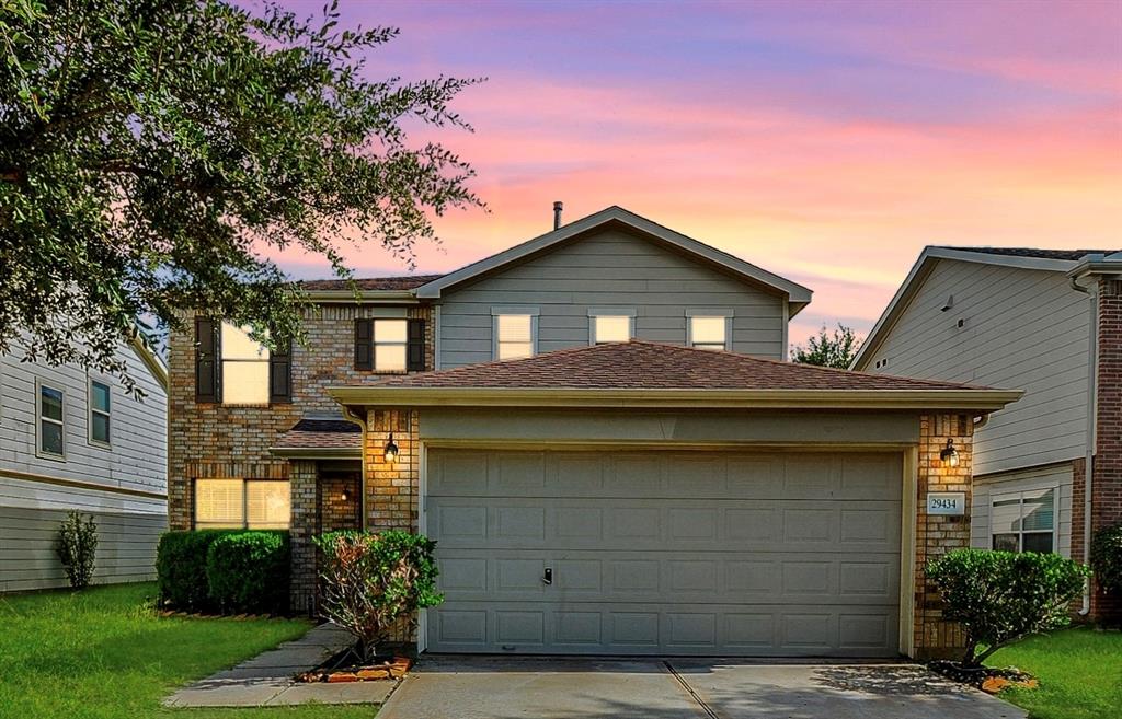 29434 Legends Glen Drive, Spring, Texas image 1