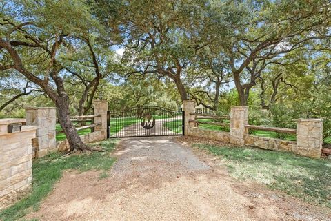 A home in La Grange