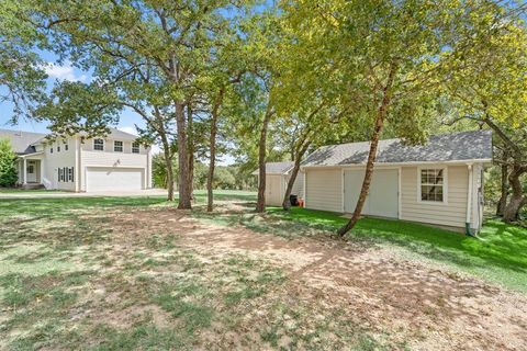 A home in La Grange