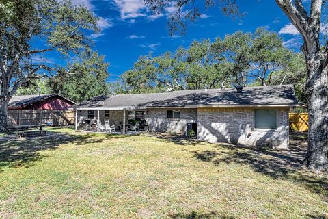 A home in El Campo