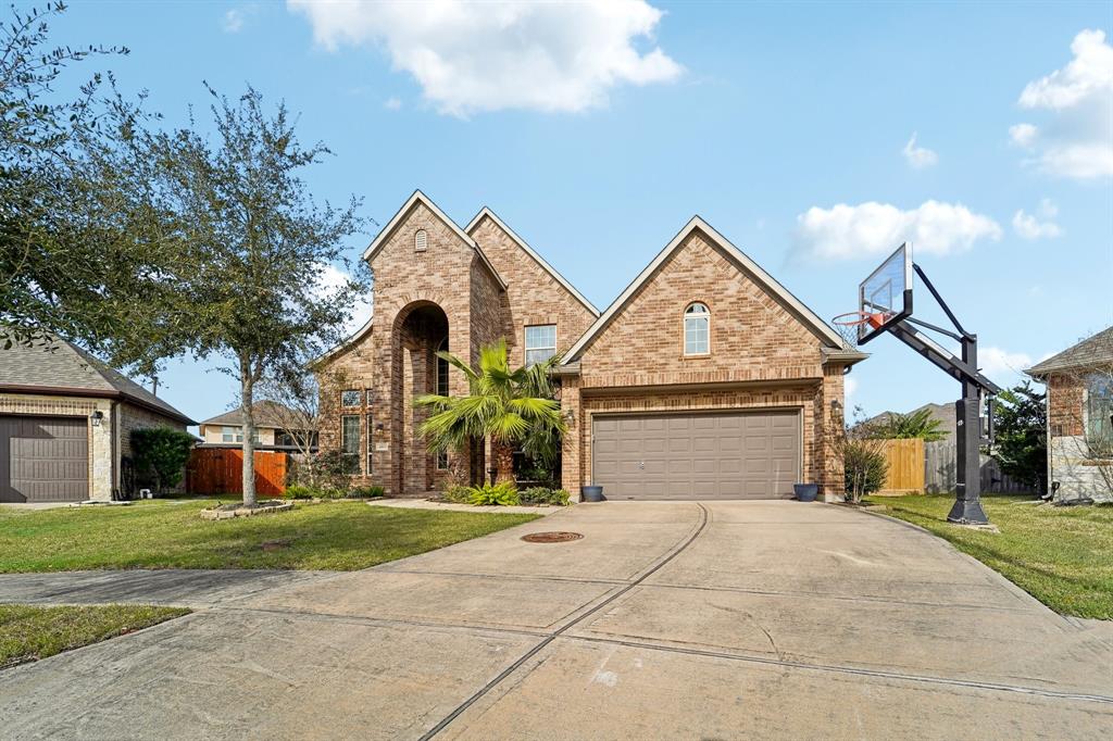 4813 Tarragona Lane, League City, Texas image 1