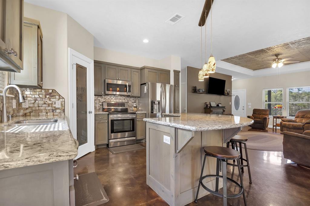 210 Shoreline Drive, Brookeland, Texas image 15