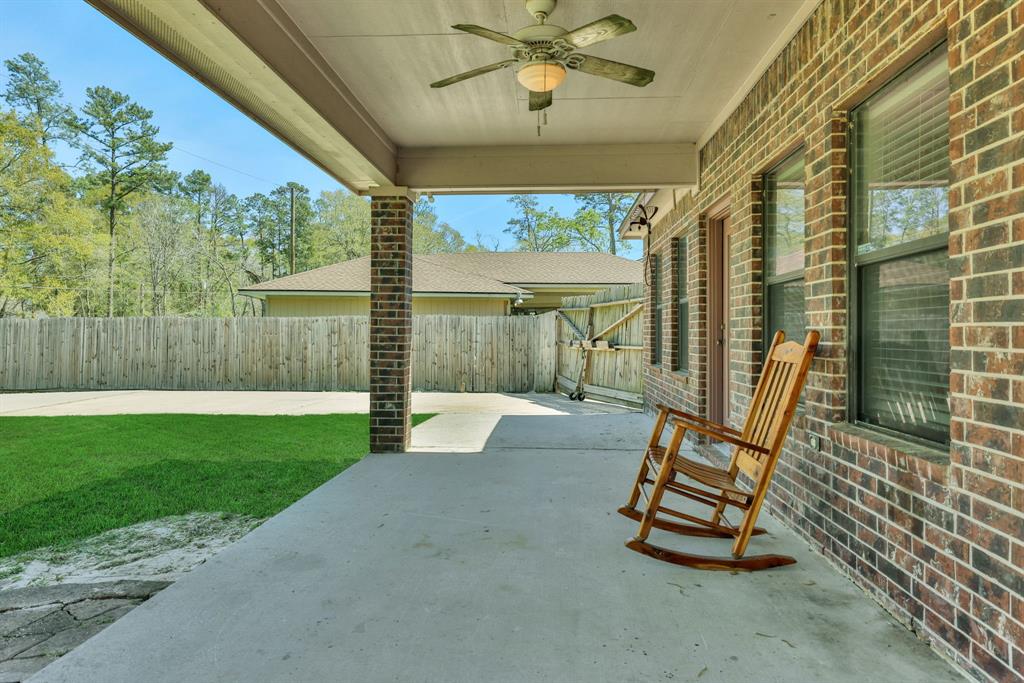 2015 Venus Drive, New Caney, Texas image 23