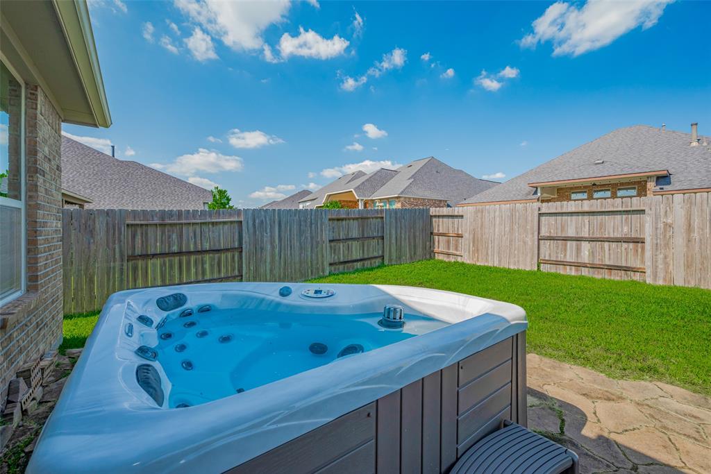 18526 Waterfall Creek Way, Cypress, Texas image 23