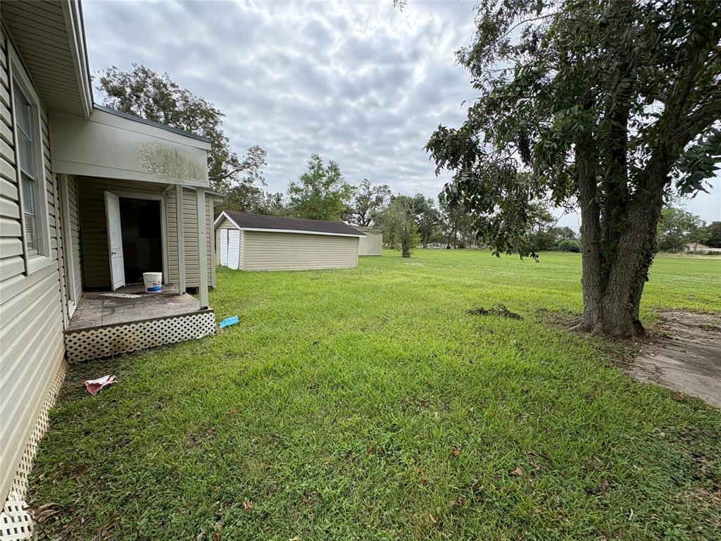 104 Prewitt Lane, West Columbia, Texas image 8