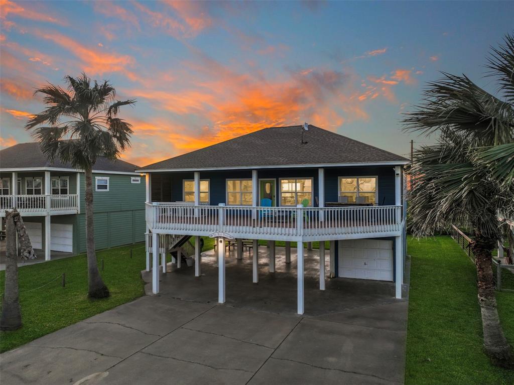 3233 Castle Drive, Crystal Beach, Texas image 1
