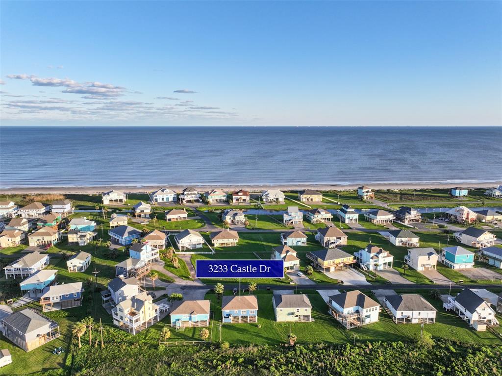 3233 Castle Drive, Crystal Beach, Texas image 2