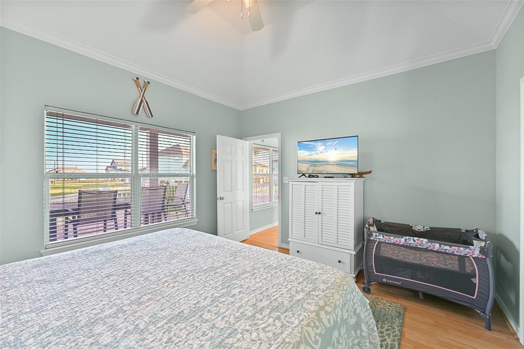3233 Castle Drive, Crystal Beach, Texas image 20