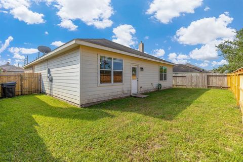 A home in Rosharon