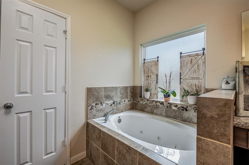 14803 Thunder Bay, Beach City, Texas image 17
