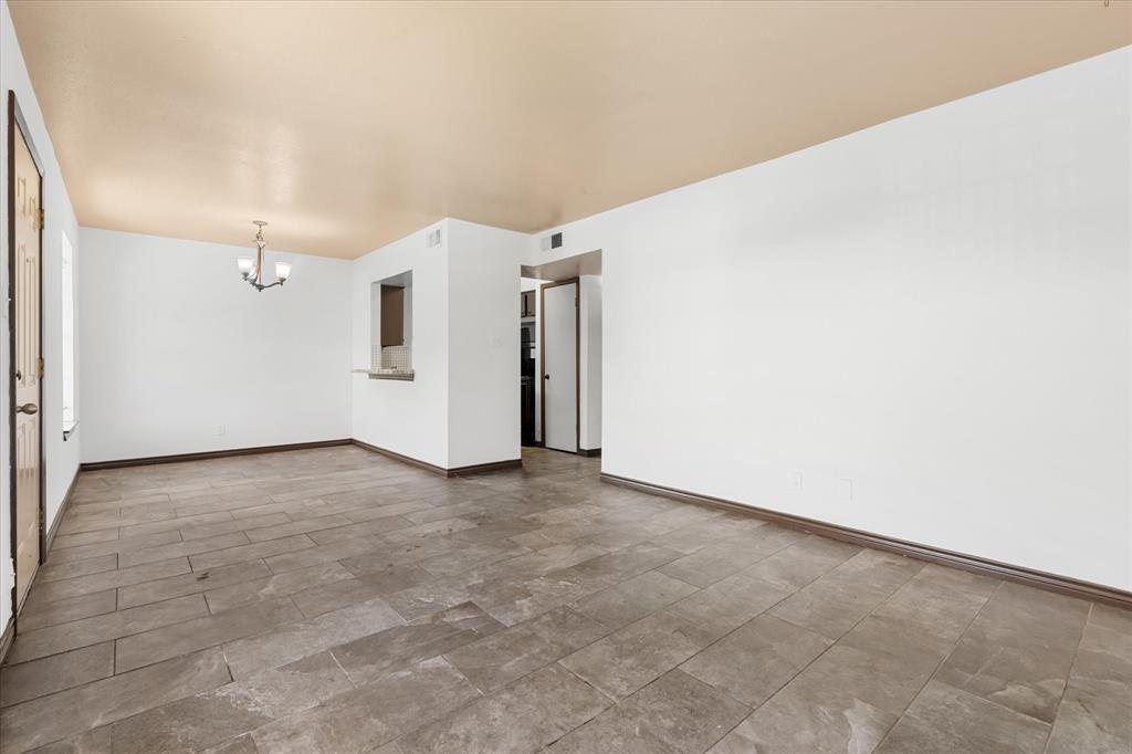 3314 Burke Road 39