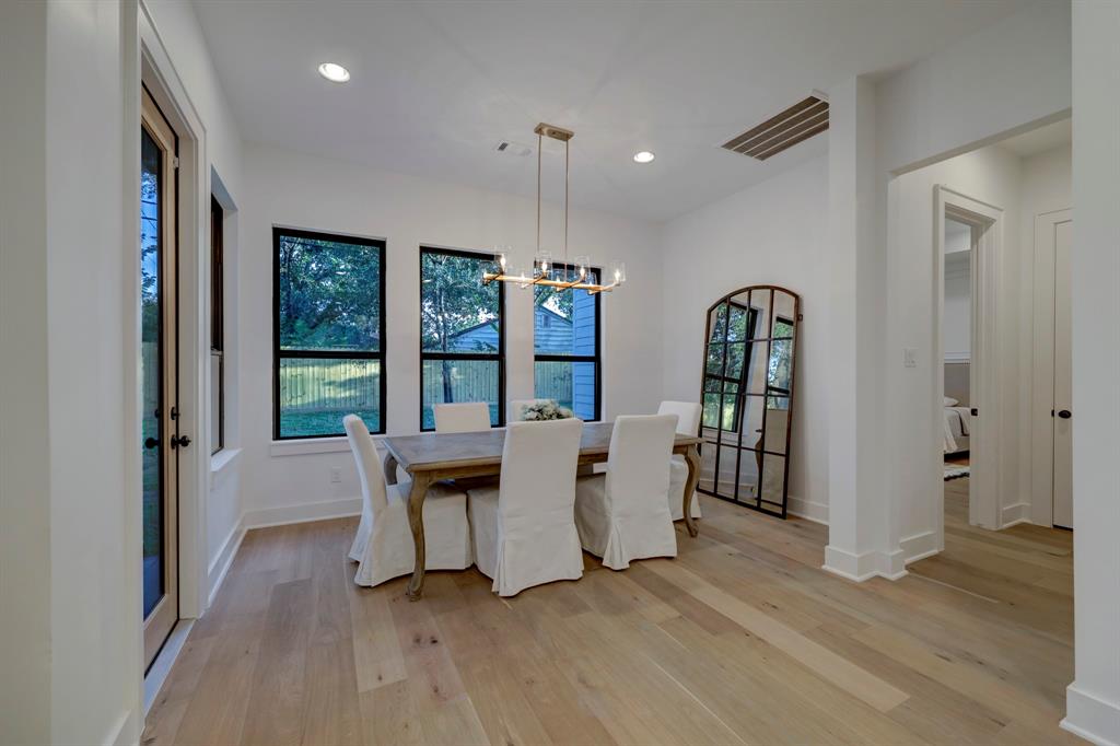 1406 Thornton Road, Houston, Texas image 13