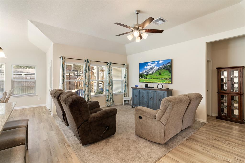 254 Inwood Drive, West Columbia, Texas image 15